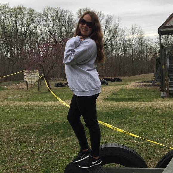 Meet your Posher, Taylor - Picture 8 of 12